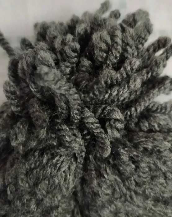 Gorro Cizento de Crochê