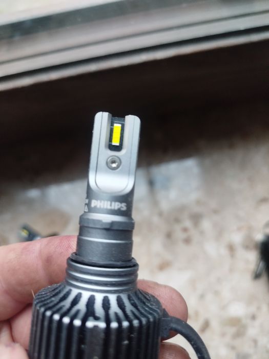 Żarówki Philips H7 LED
