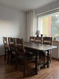 Duży stół drewniany z 6 krzesłami