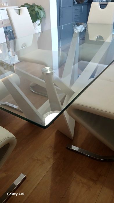 Mesa mais 6 cadeiras