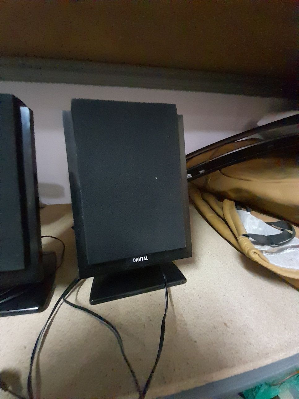 Colunas de som para various ligação