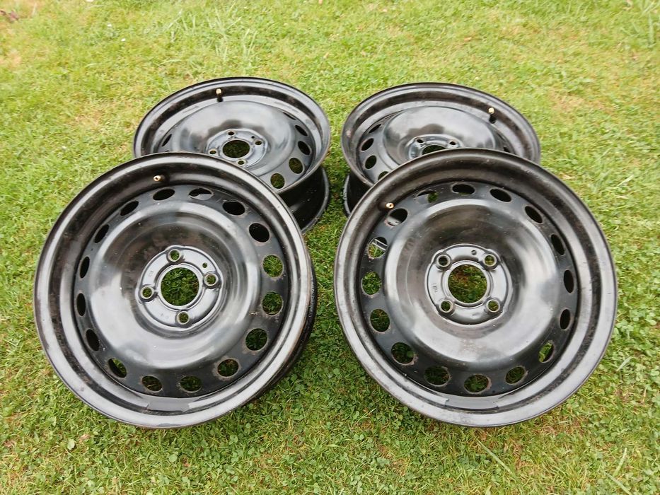 Felgi 15 ET40 + czujniki Dacia Dokker Logan Lodgy Sandero Stepway FVAT