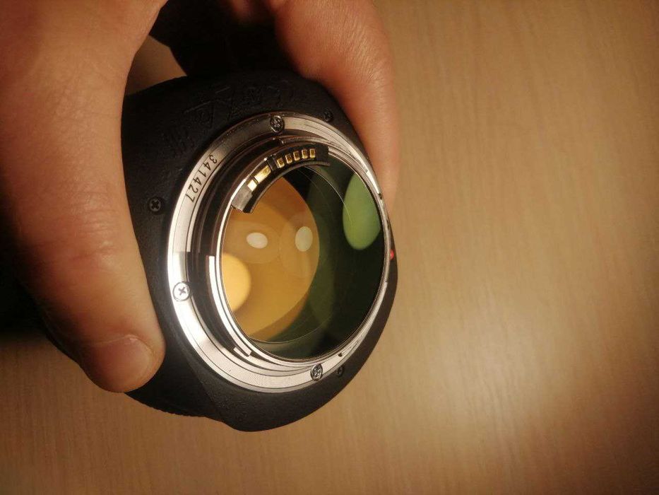 Продам Canon EF 85mm f/1.2L II USM