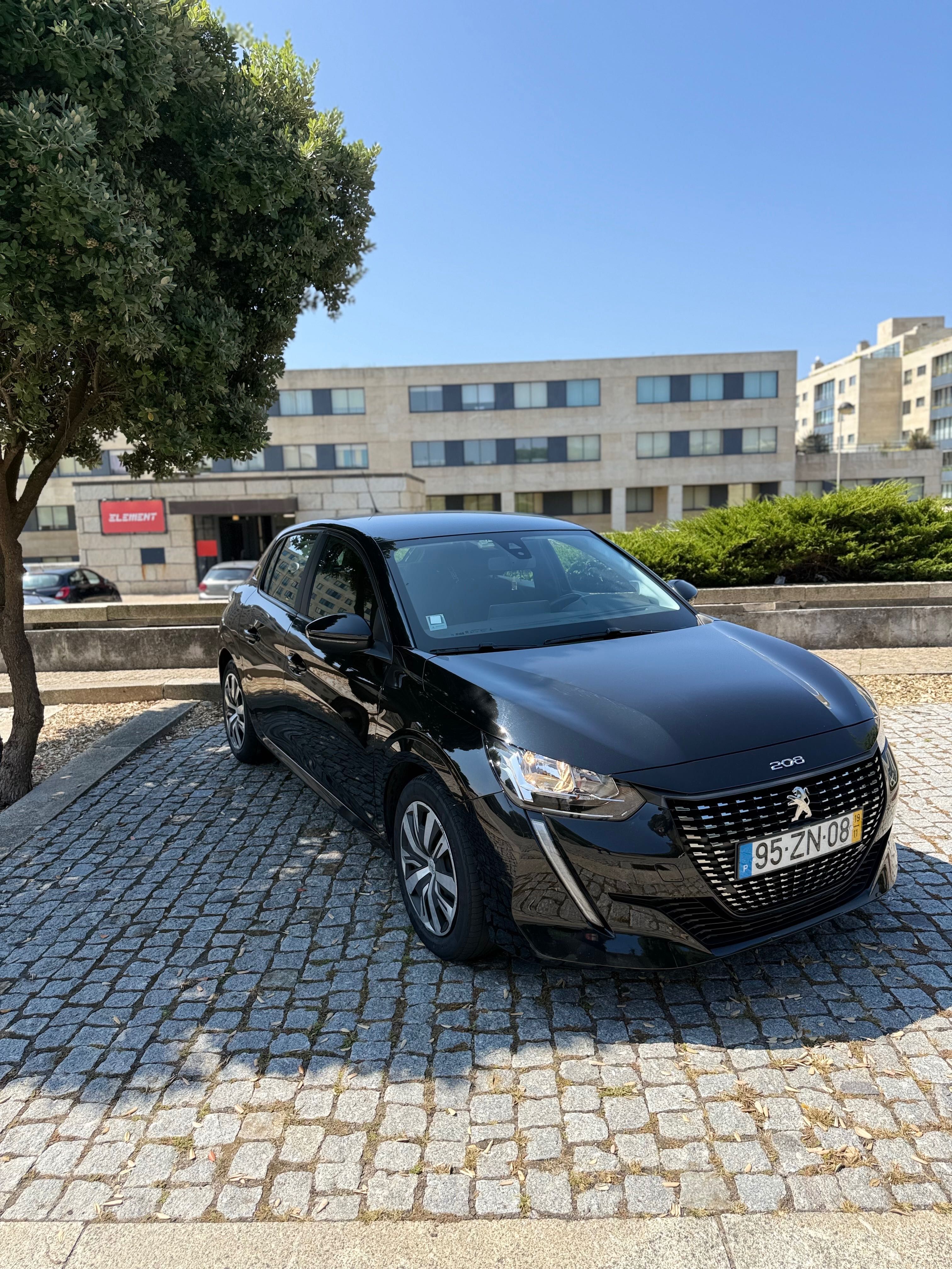 Peugeot 208 1.2 impecável