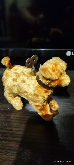 Старинные заводные игрушки