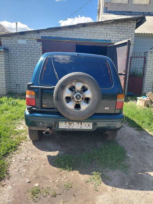 Продам КIA Спортедж 1996 року на повному ходу
