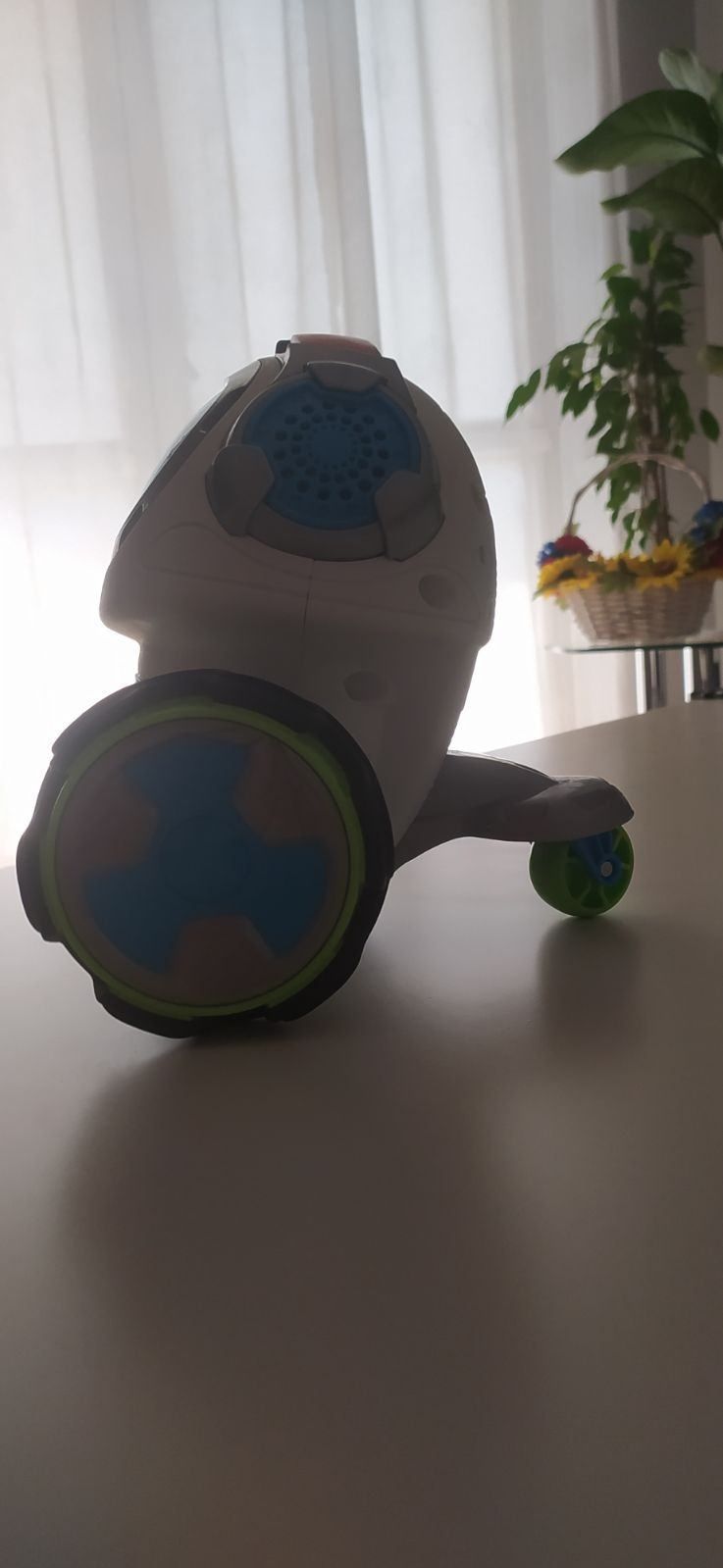 Fisher Price Movi Robot interaktywny, Mistrz Zabawy