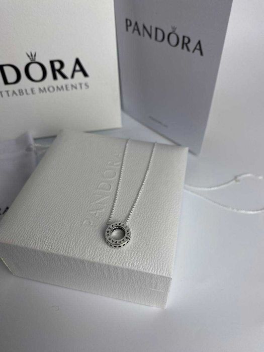 Pandora підвіска з логотипом та паве