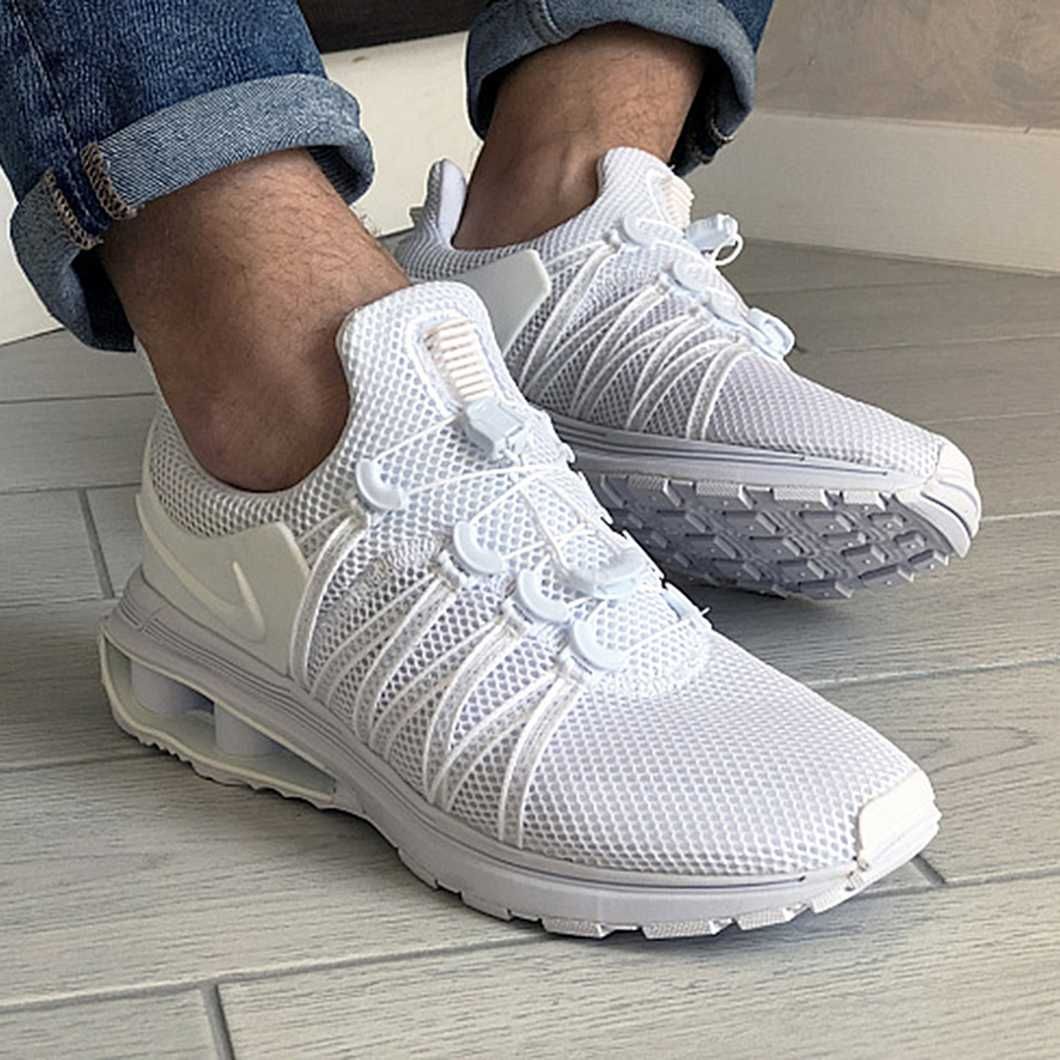 Кросівки Nike Shox Gravity · розміри: 41, 42, 44, 45, 46