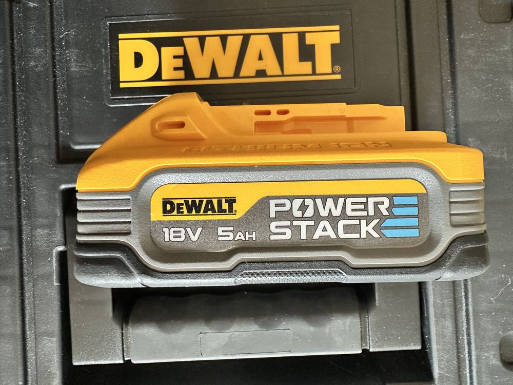 Akumulator Dewalt 5Ah 18V PowerStack Nowy