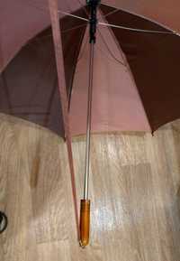 Зонт трость в нормальном состоянии