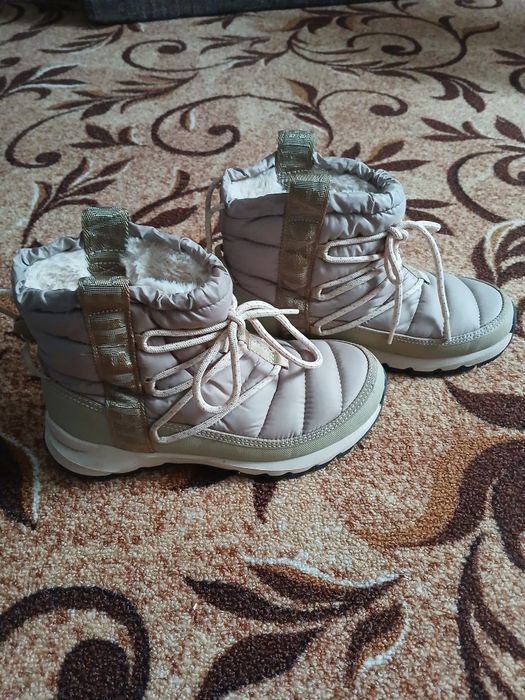 Жіночі дутіки The north face