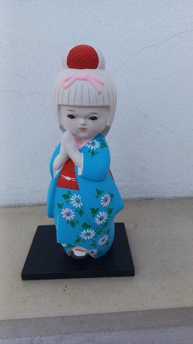 Boneca Japonesa de Porcelana com selo de garantia