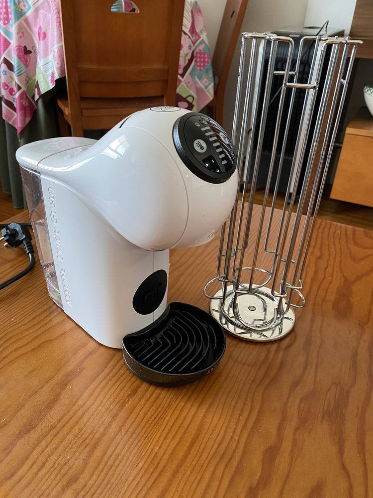 Máquina de café Dolce Gusto Genio S