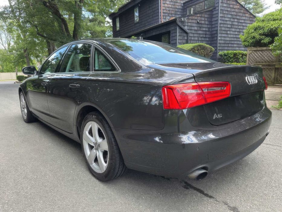 Audi A6 quattro Premium Plus      2012