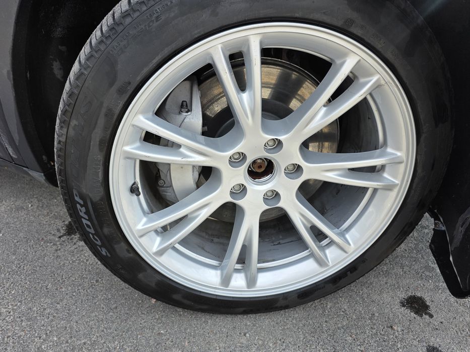 колеса в зборі Tesla Model Y 2024 MEXICO 
pirelli scorpion ms Mexico
