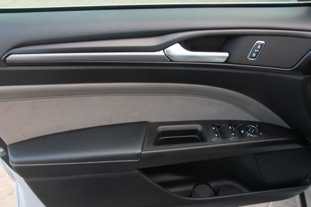 Ford Fusion 2019