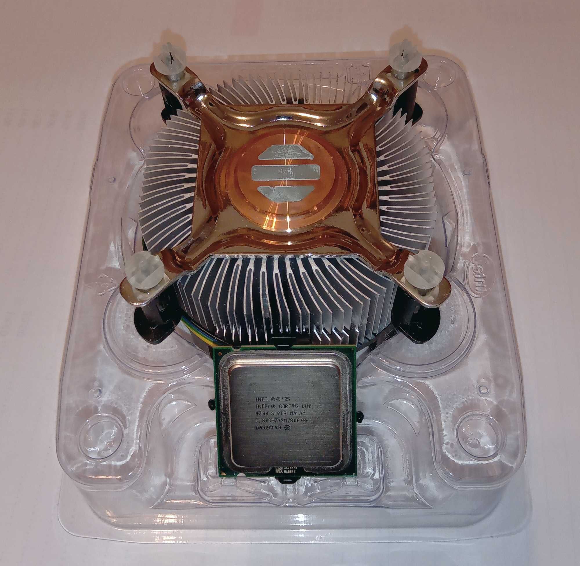 procesor Intel Core 2 Duo E4300 1.8GHz + chłodzenie (jak nowe)