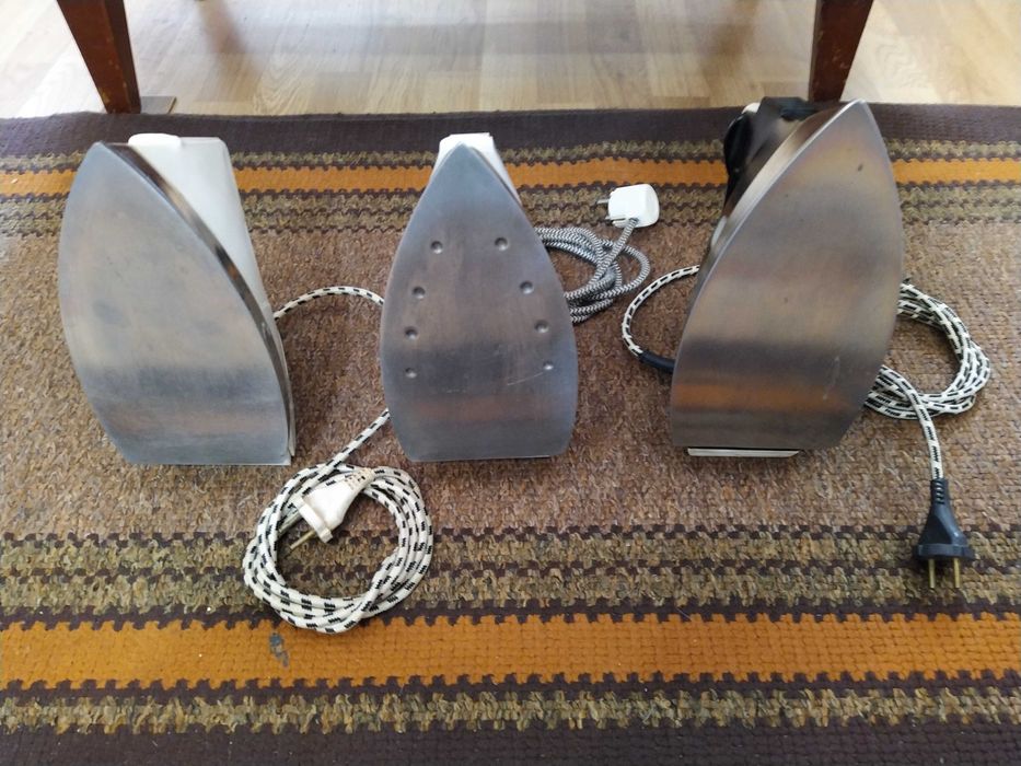 Утюг, б.у , тяжелый !!!