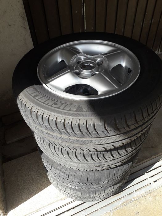 Jantes e pneus 14 fiesta