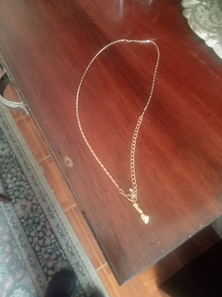 Vendo fio de ouro