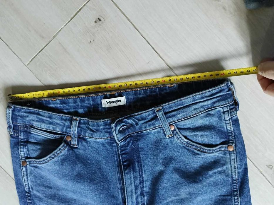 Spodnie Wrangler Piper 653 31x32 slim