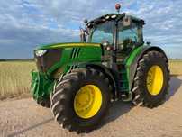 John Deere 6210R