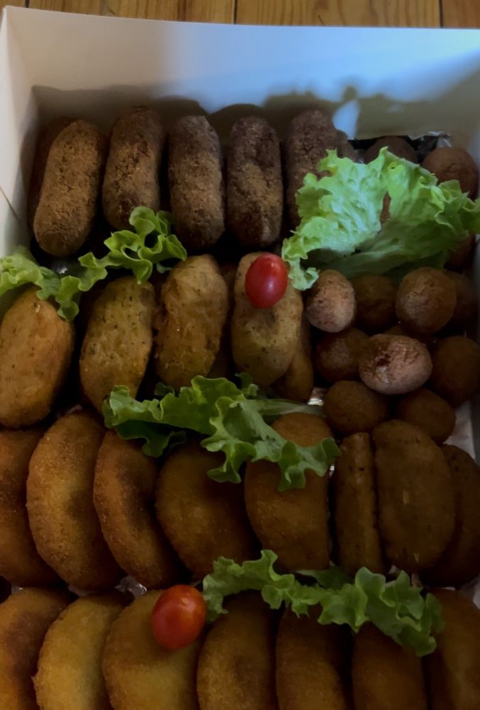 Venda de salgados e comida caseira