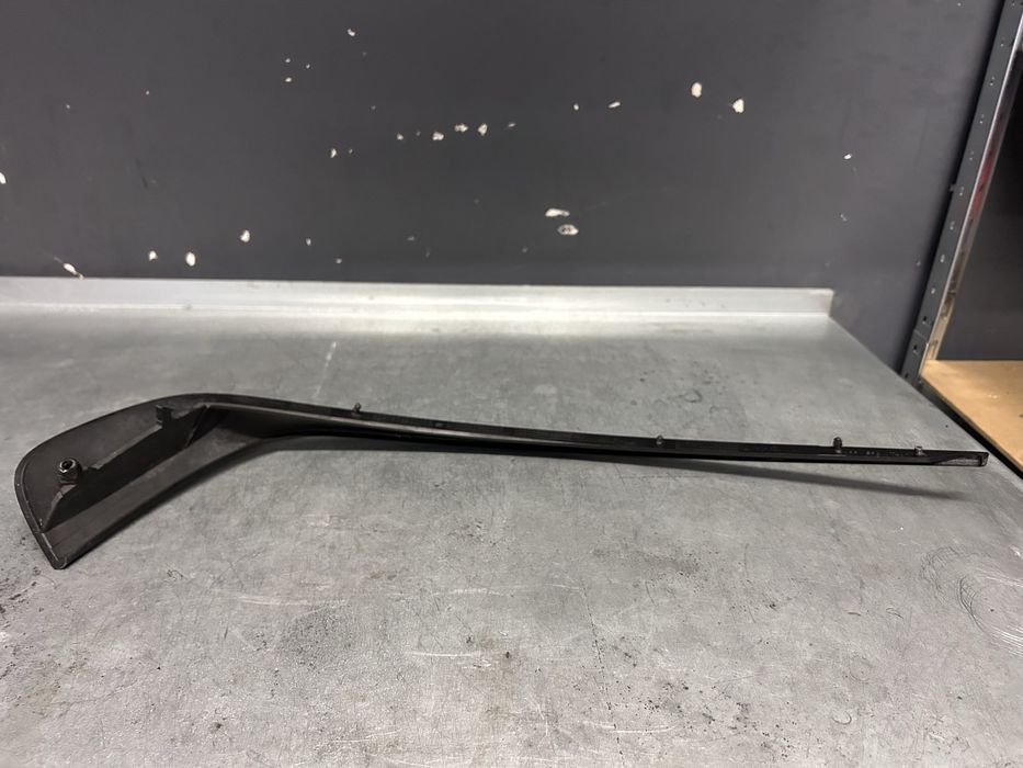 Dokładka, lotka zderzaka lewa przód Mercedes CLA C117 45 AMG 13-16r.