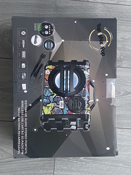 Coluna de som amplificada NOVA