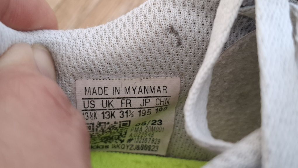 Chuteiras Adidas criança 31.5