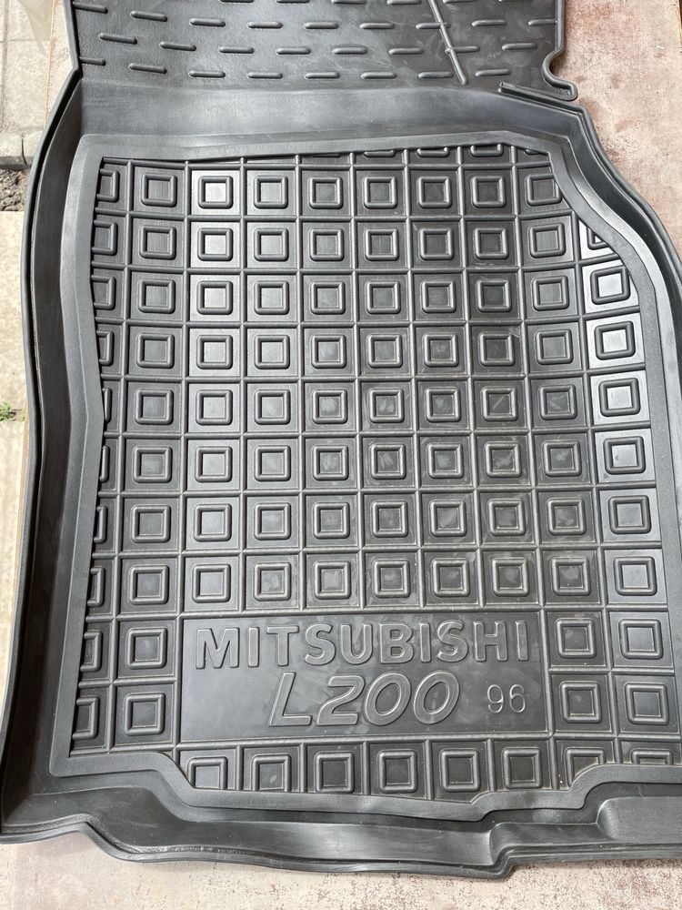 Килимки  для мітсубіши л 200