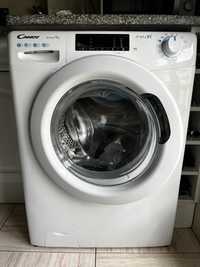 Máquina de lavar roupa Candy