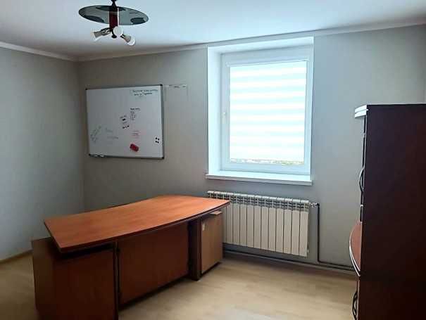 Hala magazynowa do wynajęcia - 190m2 - z posadzką przemysłową niepylną