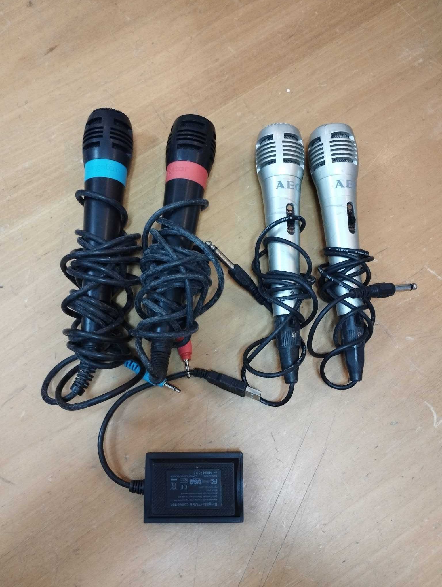 4 microfones Karaoke