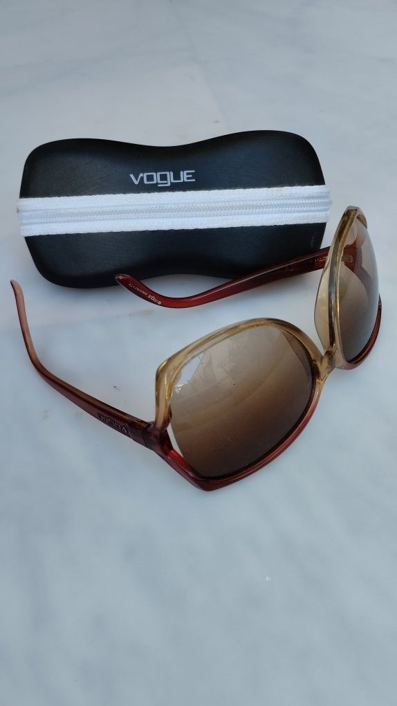 Óculos VOGUE Castanhos