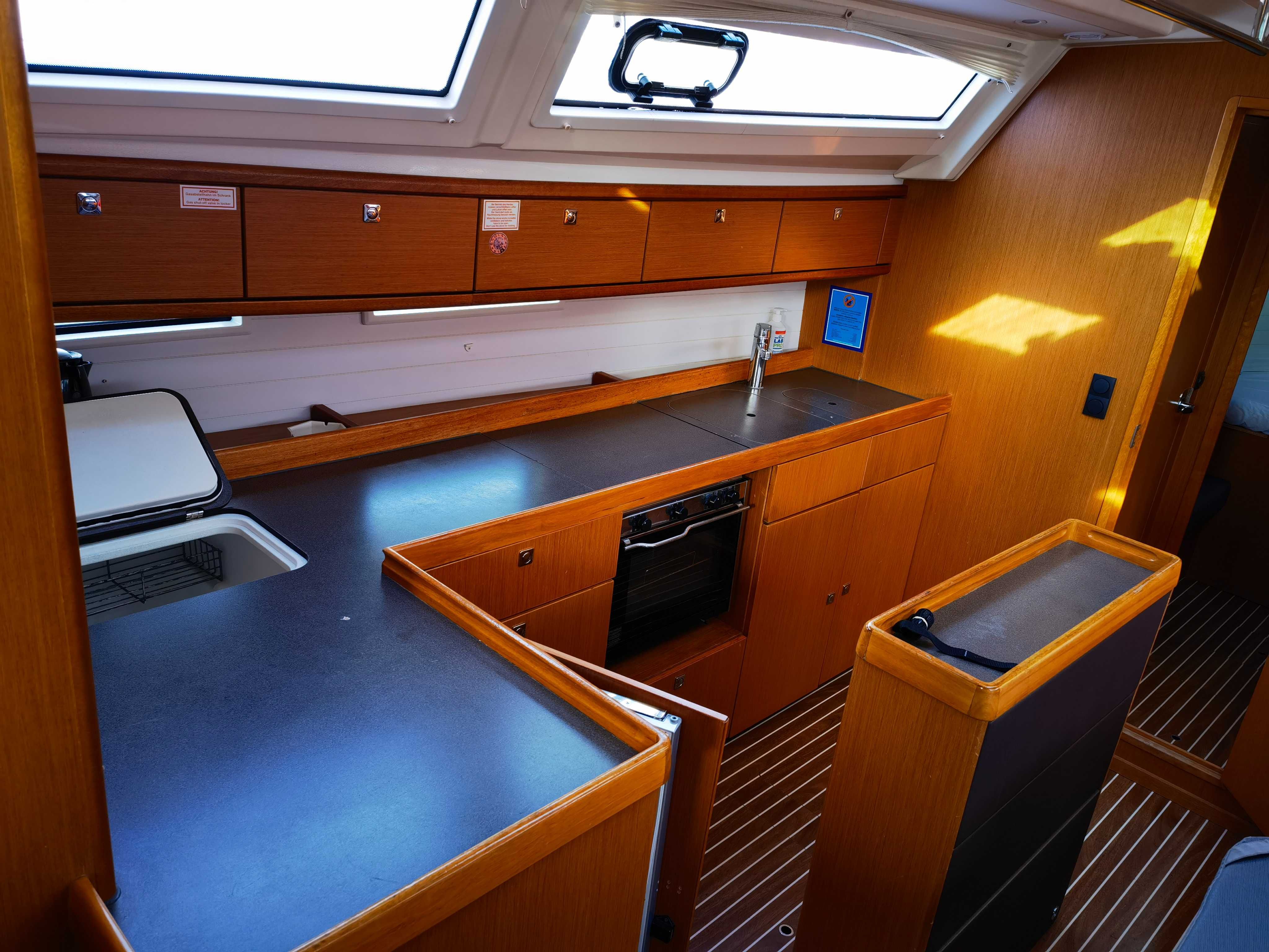 Jacht morski Bavaria 46 Cruiser 2017, 14,30m