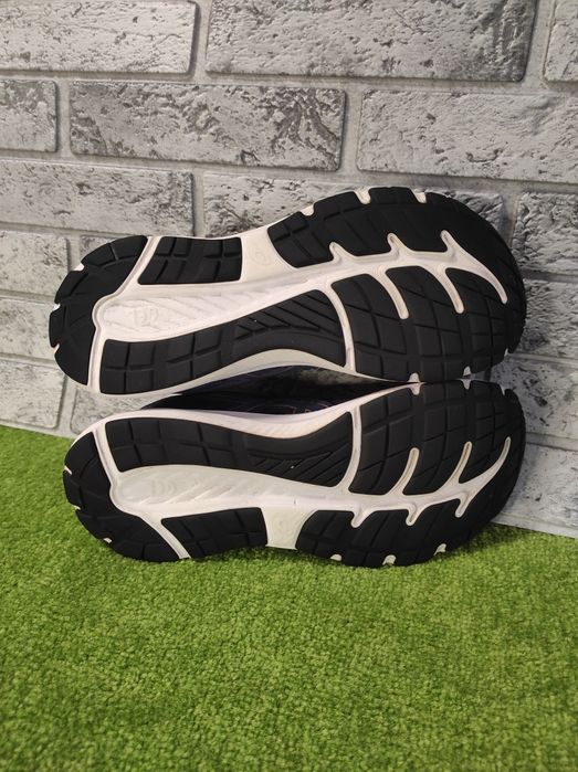 Кросівки Asics Gel contend р.41,5