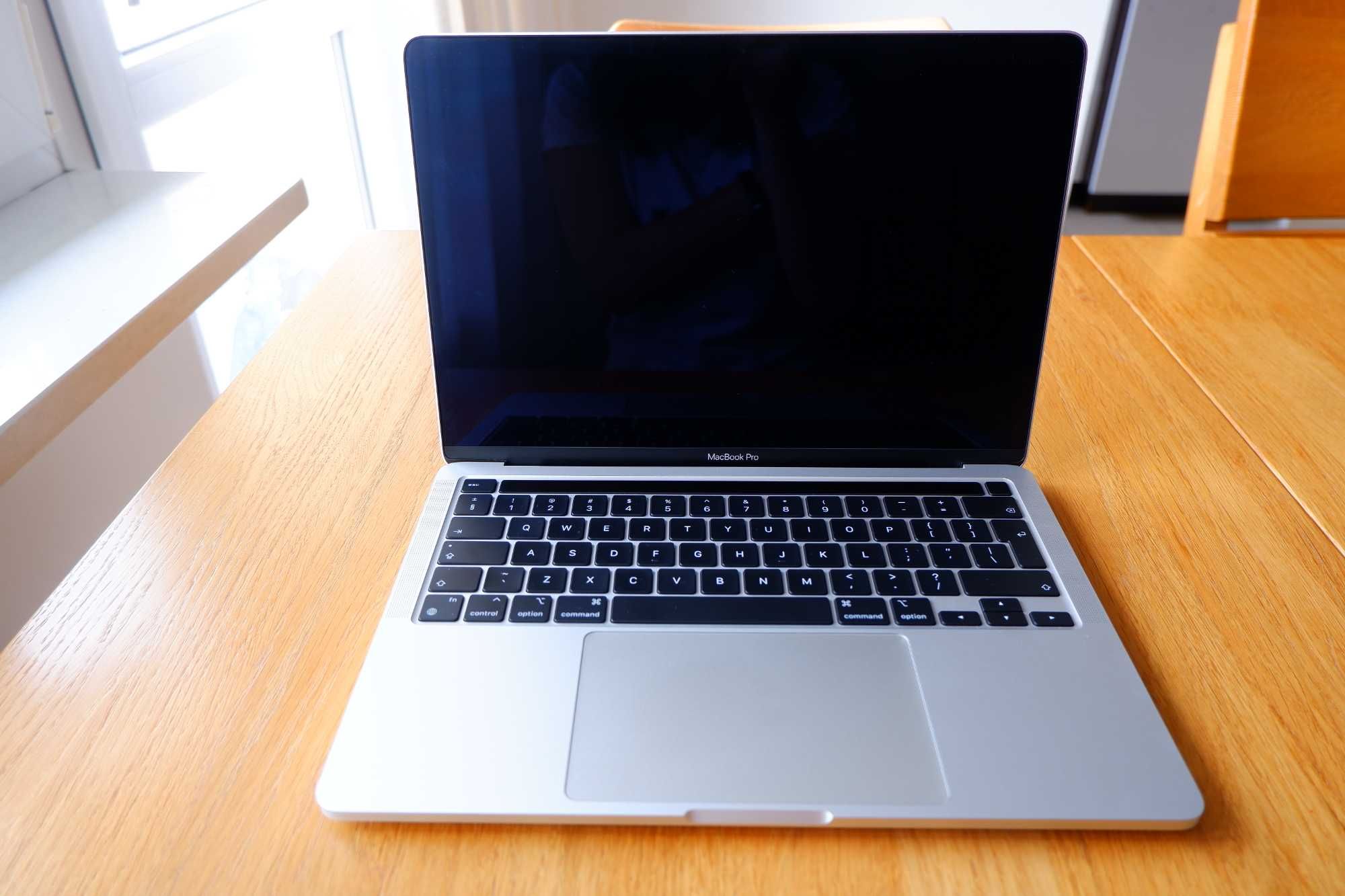 MacBook Pro 13" M1/16GB/512GB Silver (na gwarancji)
