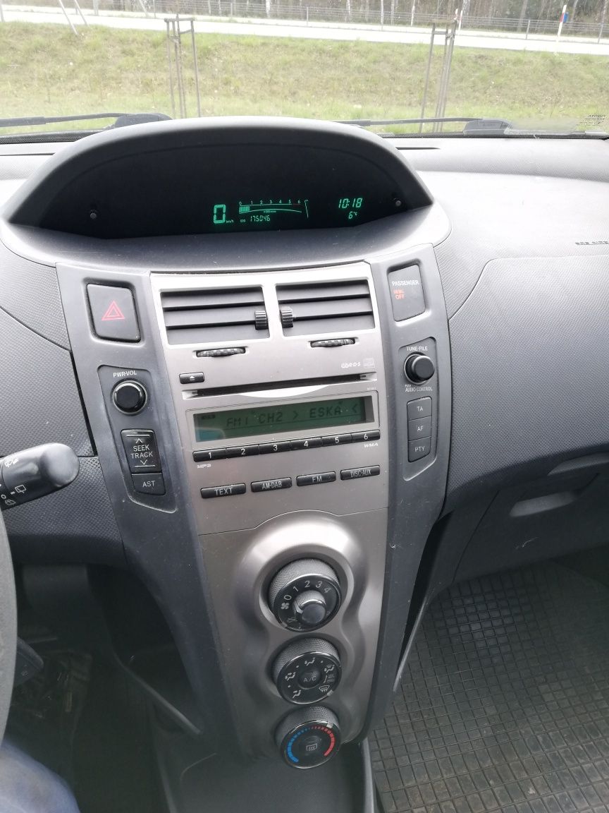 Toyota yaris 1.4 diesel 175tys. przebiegu