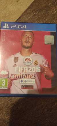 Gra na ps4 fifa20