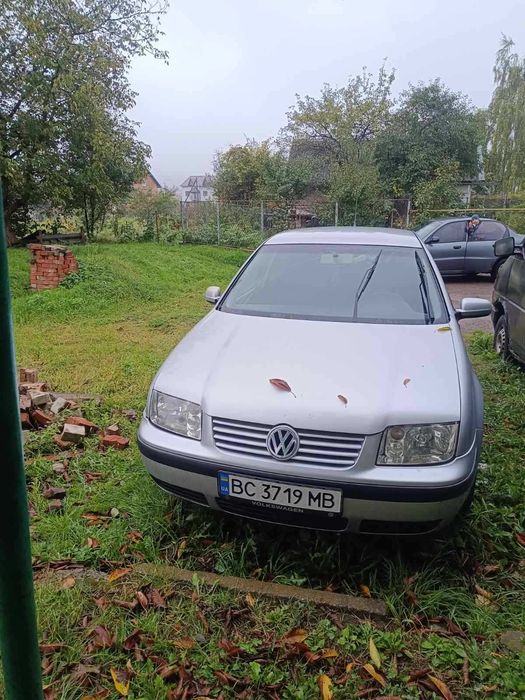 Volkswagen Bora 2001