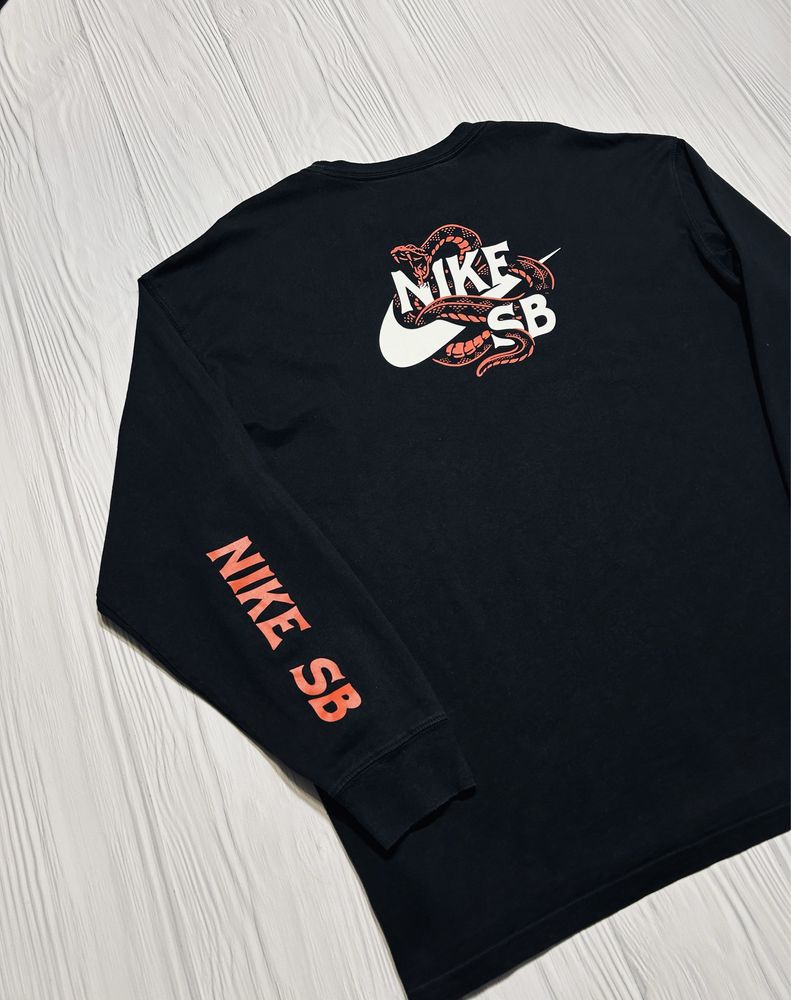 Nike SB Snaked Tee світшот лонгслів Оригінал!