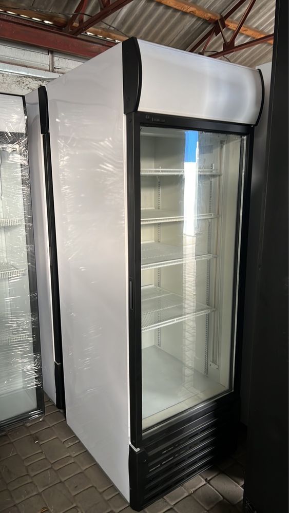 Холодильное оборудование,холодильные шкафы