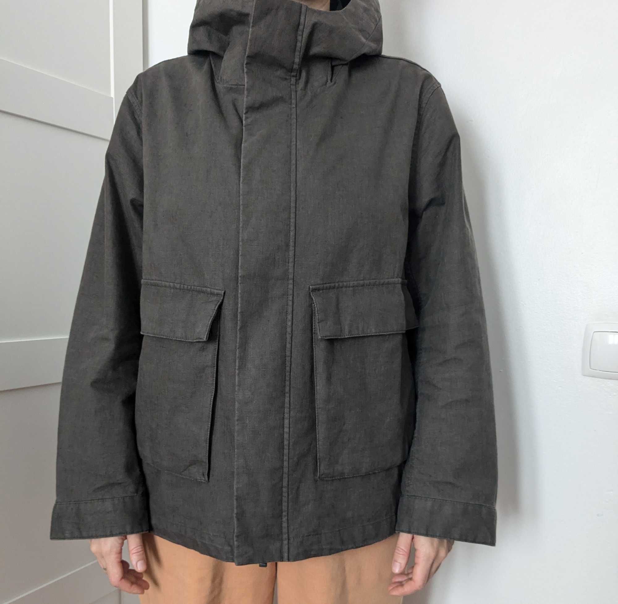 Casaco Massimo Dutti impermeável e contra-vento