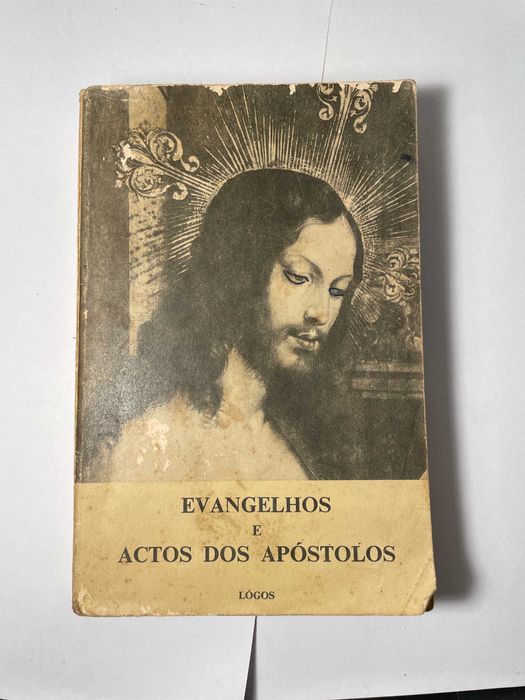 Evangelhos e Actos dos Apóstolos
