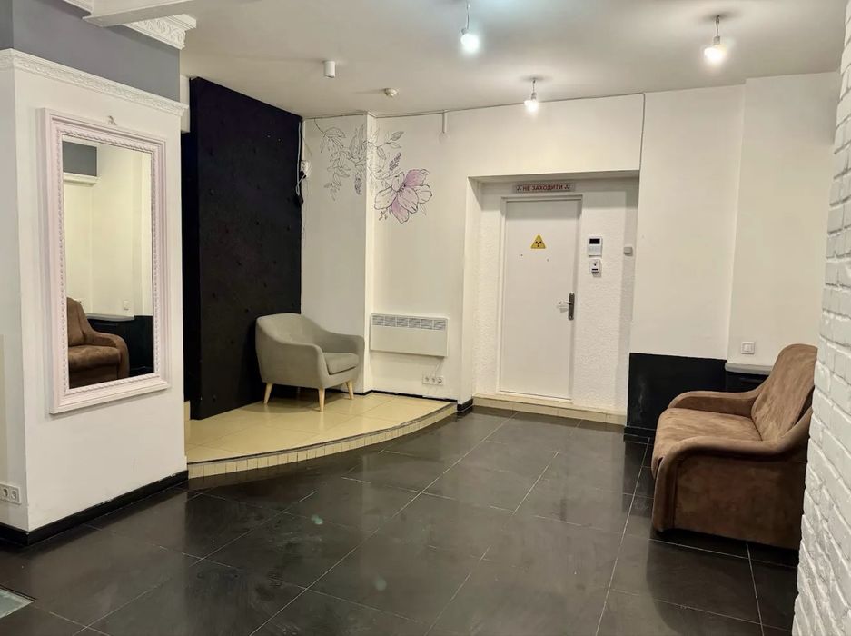 Продаж діагностичного центру в центрі Києва