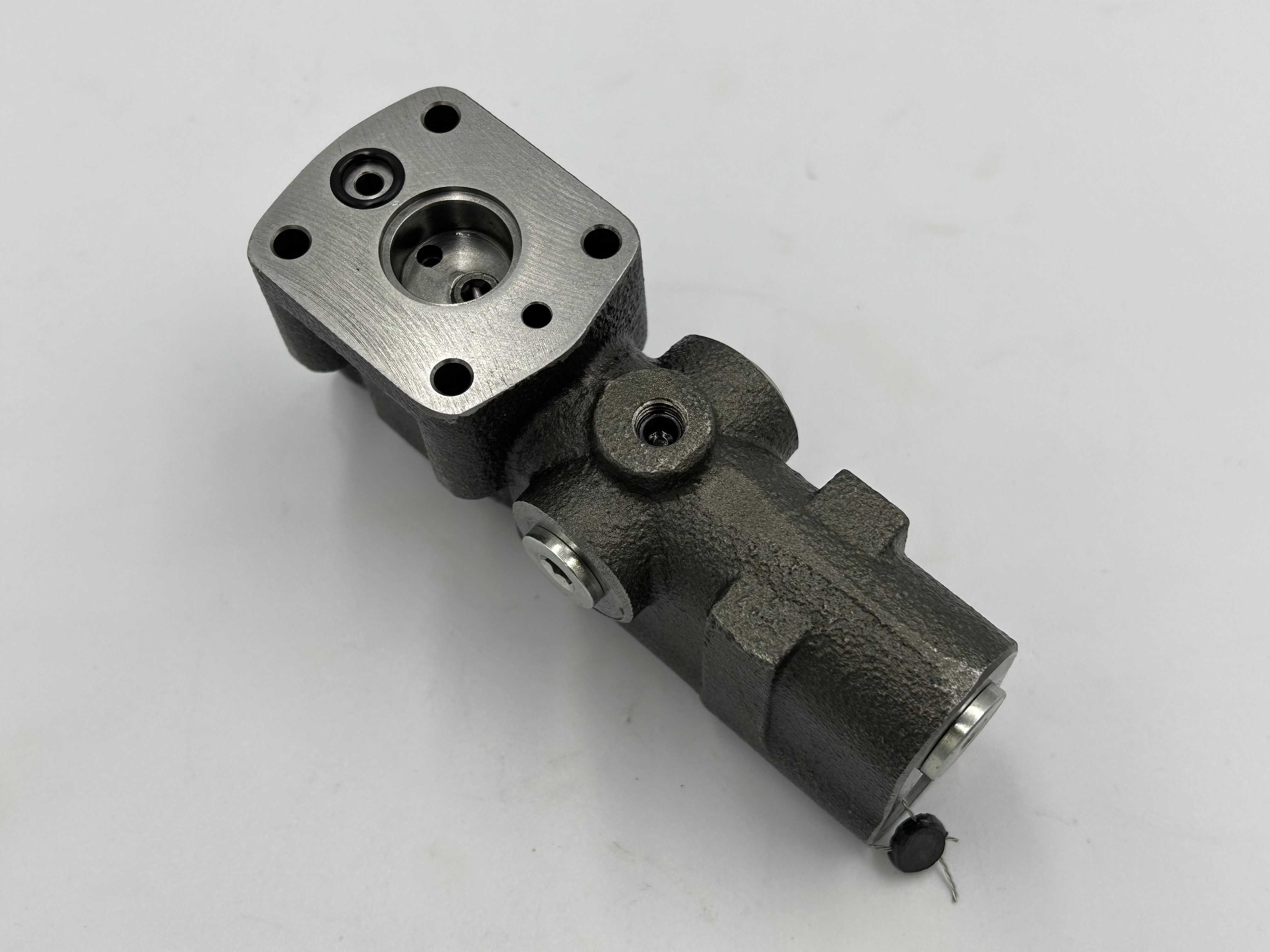 Kompensator, zawór sterujący pompą hydr. 9T-6859 CAT 416 428