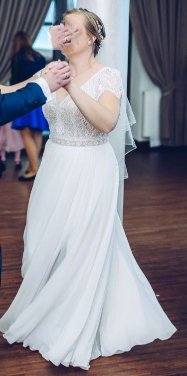 Suknia ślubna Amelia Dama Couture 44