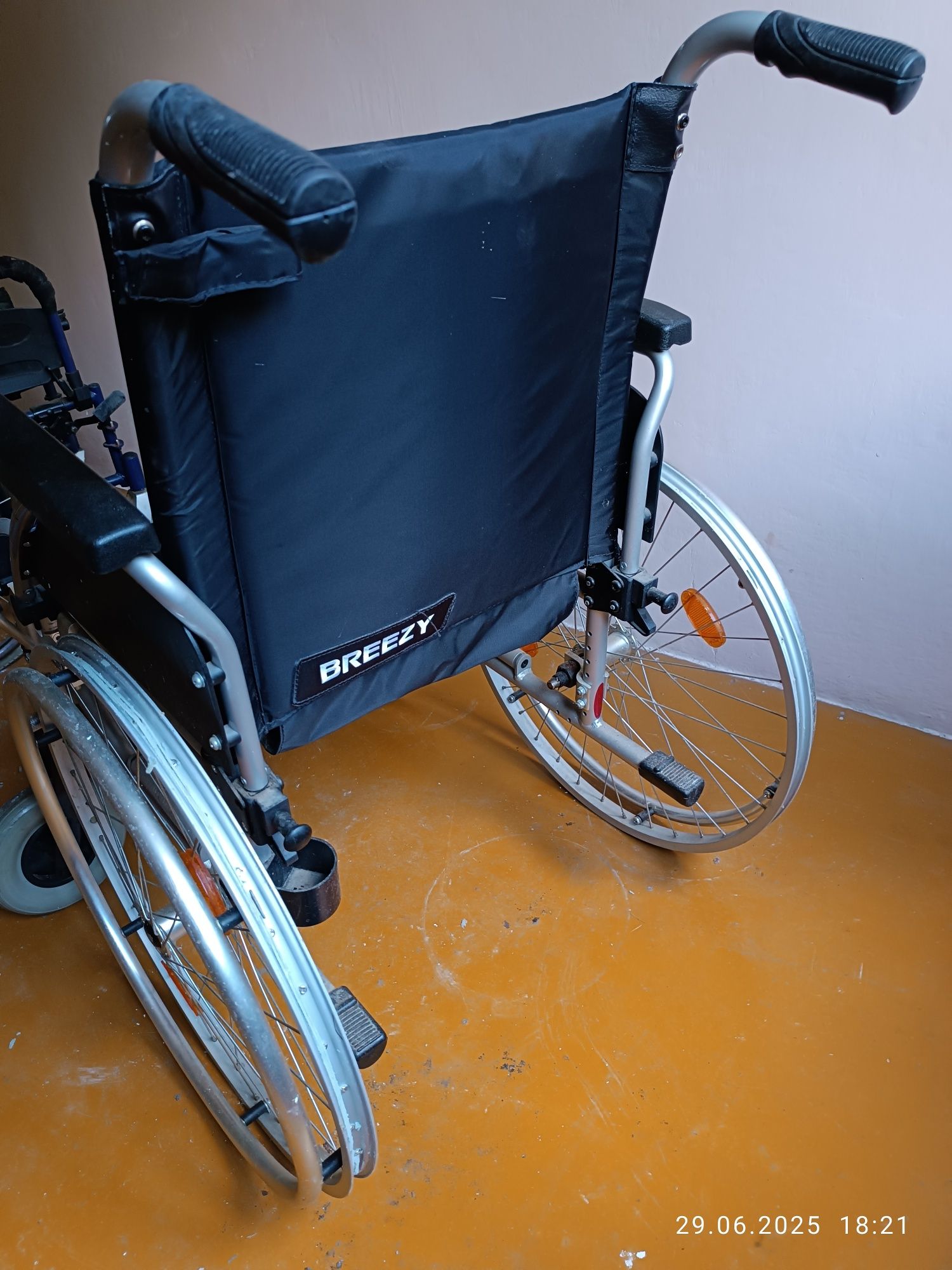 Wózek inwalidzki + drugi gratis